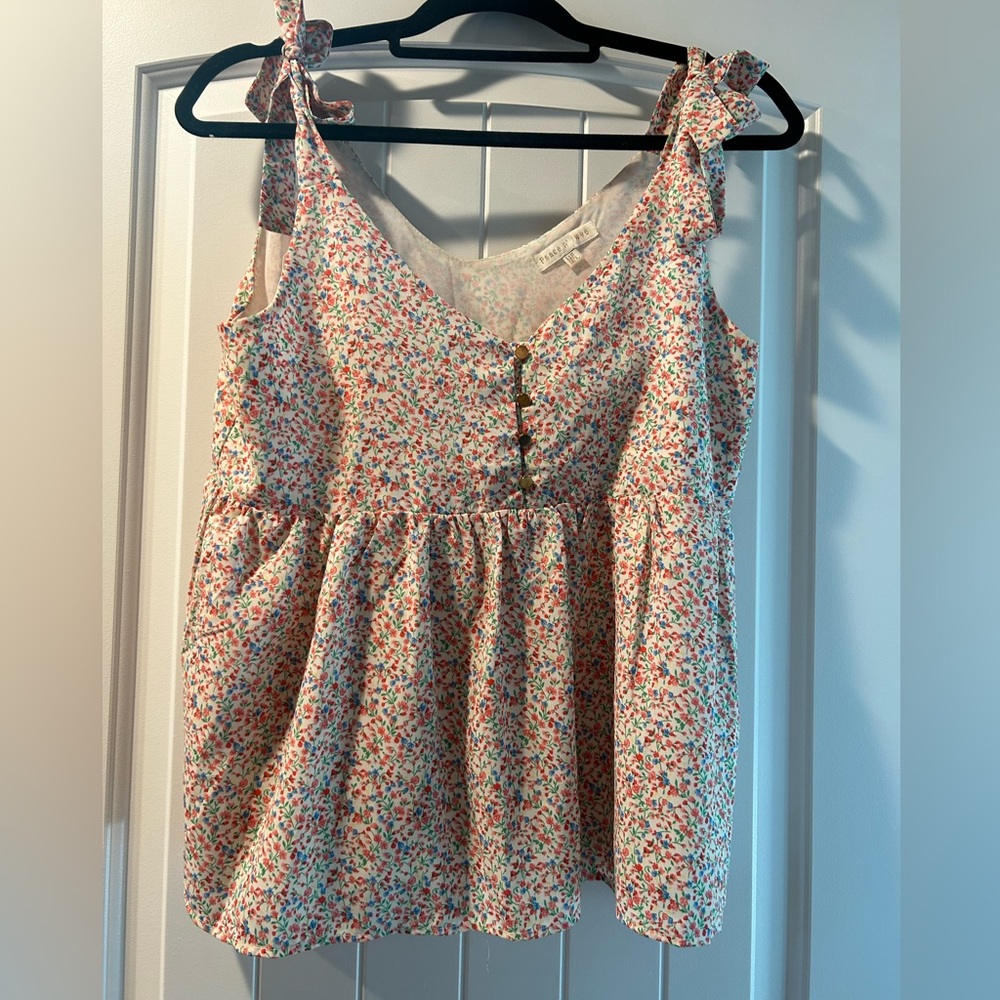 Floral sleeveless top  adjustable straps